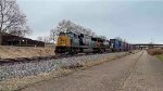 CSX 4539 leads I136.
